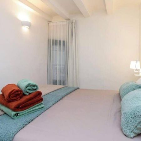 Beautiful And Best Location Apt Barcelona Exterior photo