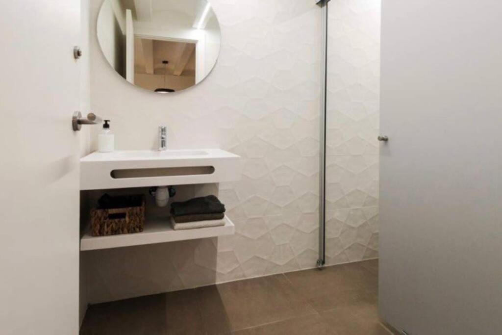 Beautiful And Best Location Apt Barcelona Exterior photo