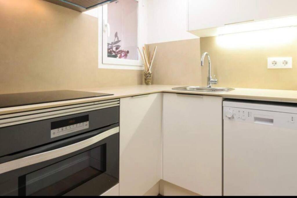 Beautiful And Best Location Apt Barcelona Exterior photo